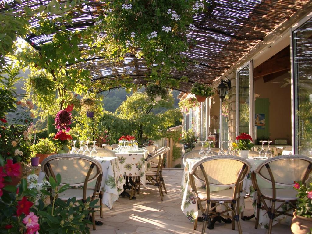 Le Grand Jardin Bed and Breakfast Lafare Exterior foto