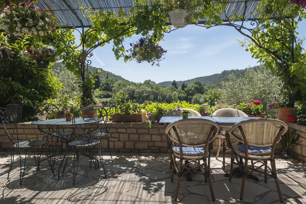 Le Grand Jardin Bed and Breakfast Lafare Exterior foto