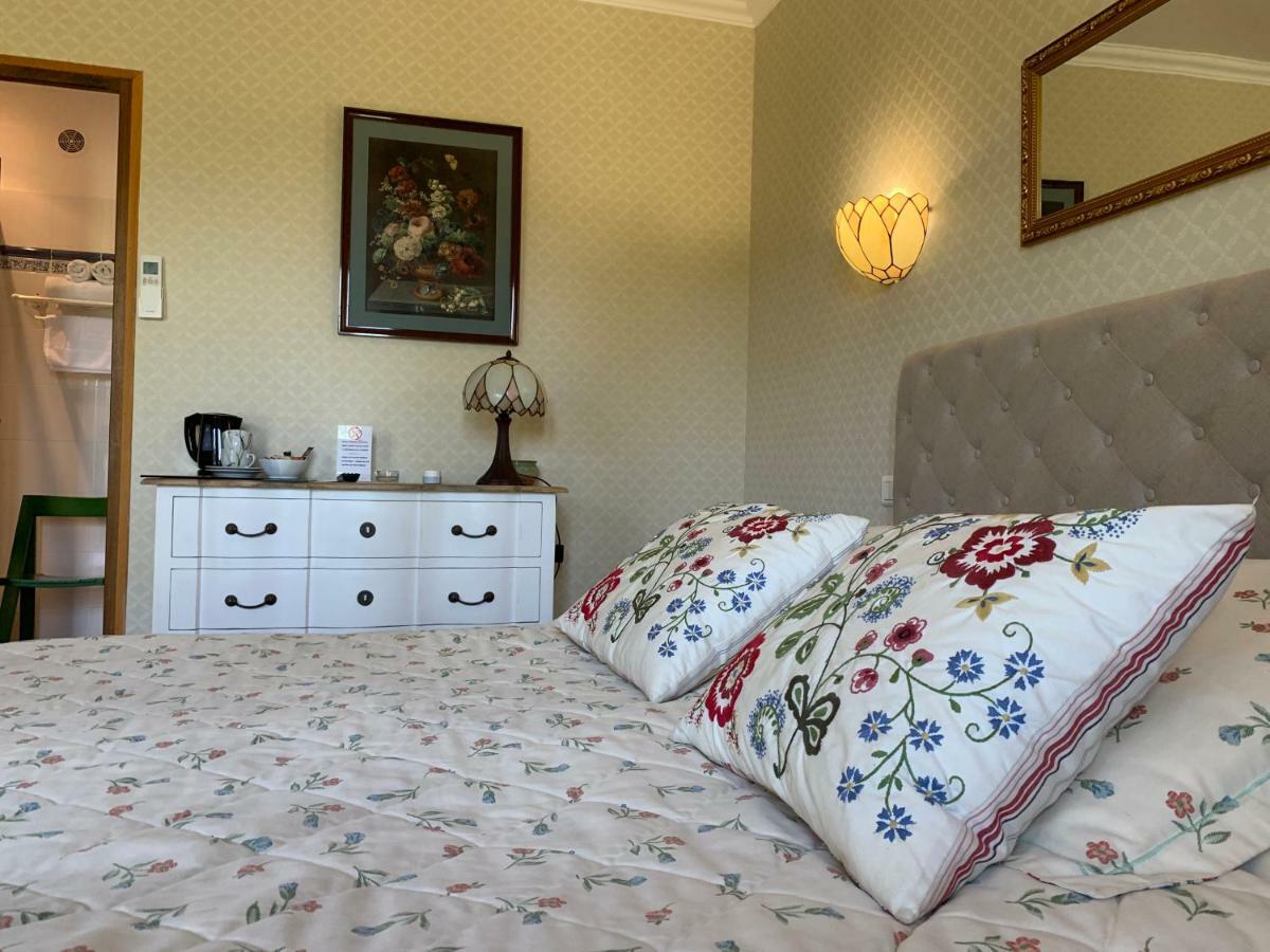 Le Grand Jardin Bed and Breakfast Lafare Exterior foto