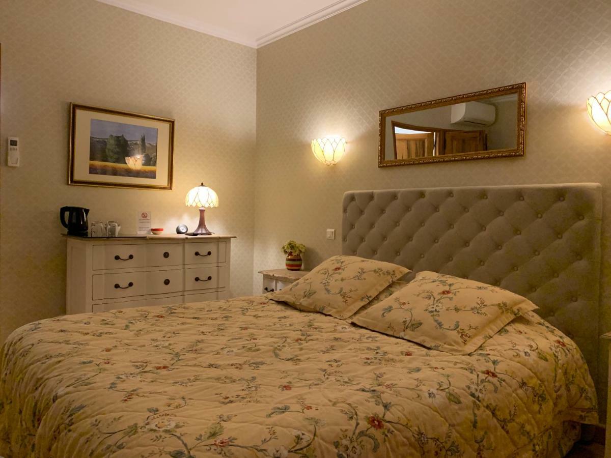 Le Grand Jardin Bed and Breakfast Lafare Exterior foto